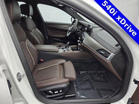 Used 2020 BMW 540i xDrive 540i xDrive w/ Executive Package image 18