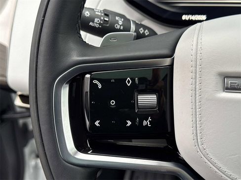 Used 2023 Land Rover Range Rover Sport SE image 29