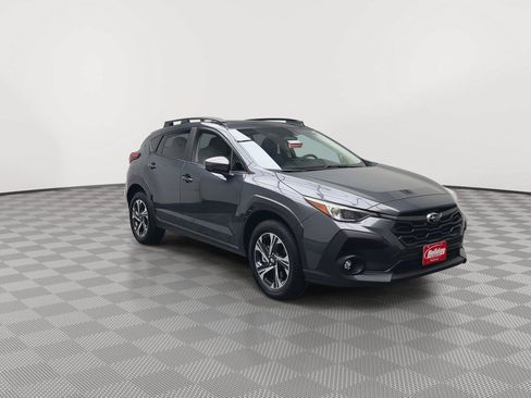 Used 2025 Subaru Crosstrek 2.5i Premium AWD/4WD image 32