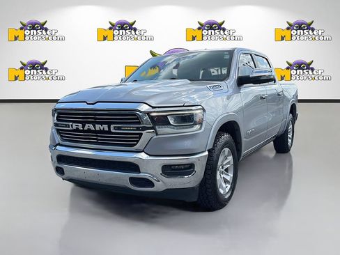 Used 2022 RAM 1500 Laramie AWD/4WD image 1