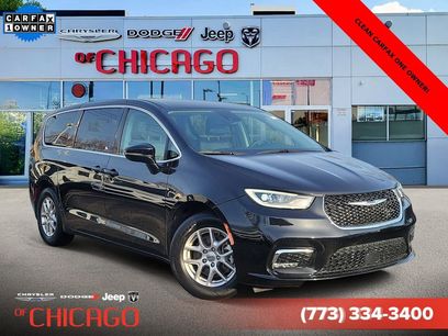 Used 2024 Chrysler Pacifica Touring-L