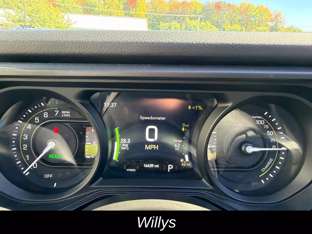 Used 2024 Jeep Wrangler Unlimited AWD/4WD image 23