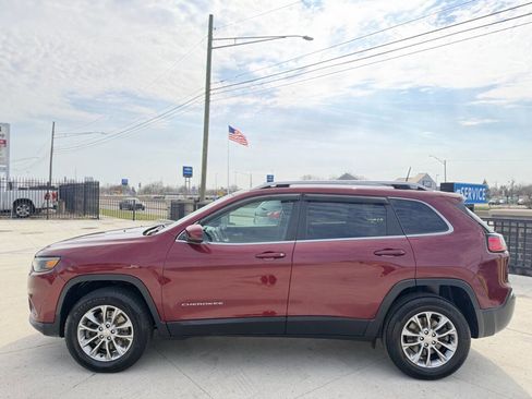 Used 2019 Jeep Cherokee Latitude Plus w/ Cold Weather Group image 18