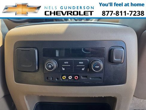 Used 2015 Chevrolet Suburban LTZ AWD/4WD image 14