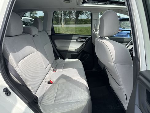 Used 2018 Subaru Forester 2.5i Premium w/ All-Weather Package AWD/4WD image 18