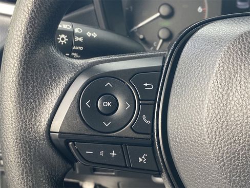 Certified 2025 Toyota Corolla LE image 24