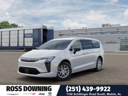 New 2027 Chrysler Pacifica Select FWD image 1