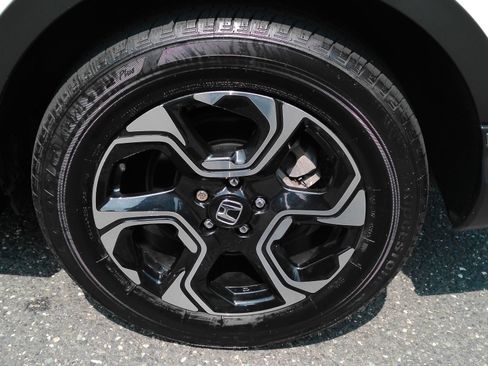 Used 2018 Honda CR-V Touring image 30