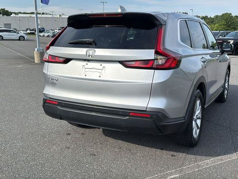 Used 2024 Honda CR-V EX-L image 7