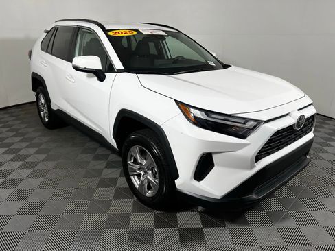 Certified 2025 Toyota RAV4 XLE FWD image 3