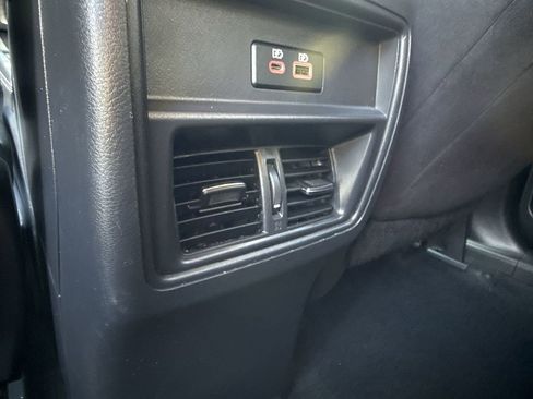 Used 2023 Nissan Murano S image 12