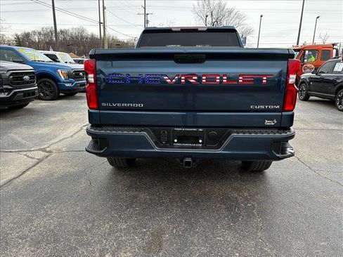 Used 2022 Chevrolet Silverado 1500 Custom image 5