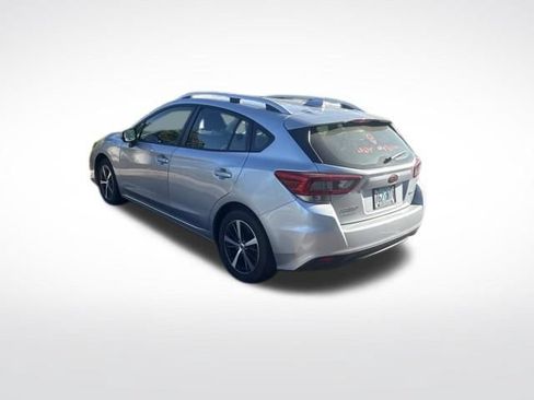 Used 2022 Subaru Impreza 2.0i Premium AWD/4WD image 5