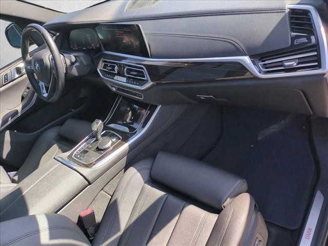 Used 2021 BMW X5 xDrive40i w/ Convenience Package AWD/4WD image 24