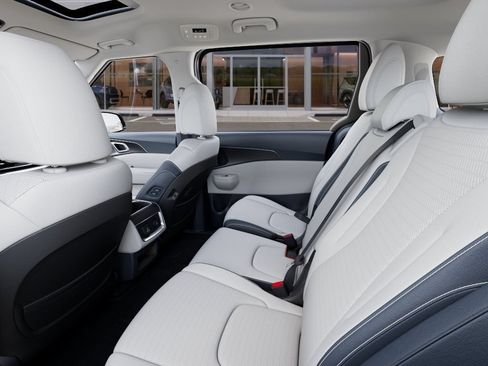 New 2026 Kia Carnival SX Prestige FWD image 18