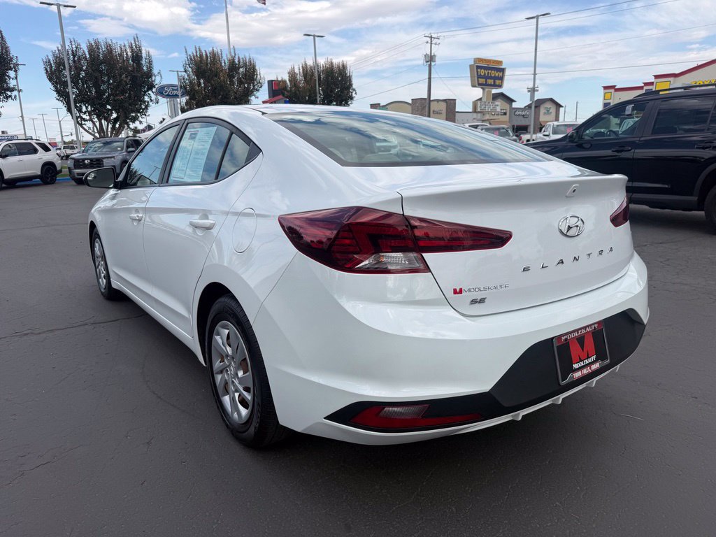 Used 2019 Hyundai Elantra SE FWD image 4
