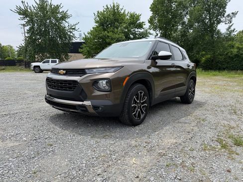 Used 2021 Chevrolet TrailBlazer ACTIV FWD image 3
