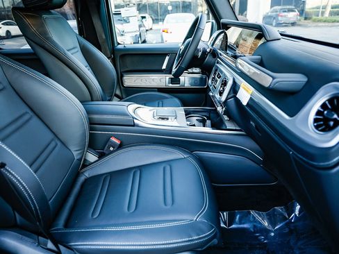 New 2026 Mercedes-Benz G 550 image 17