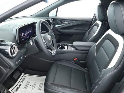 Used 2024 Chevrolet Blazer EV LT image 20