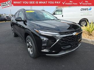 Used 2024 Chevrolet Trax LT FWD video 1
