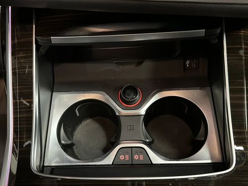 Used 2019 BMW X7 xDrive50i w/ Premium Package image 34