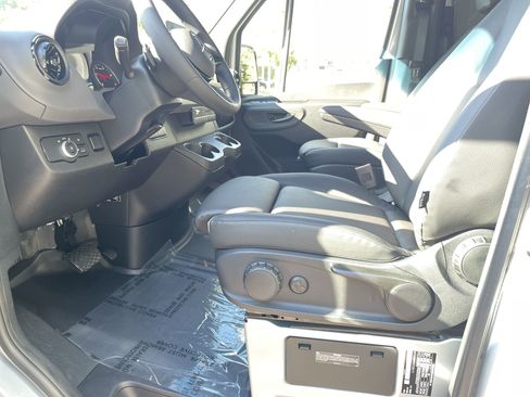 New 2025 Mercedes-Benz Sprinter 2500 image 23