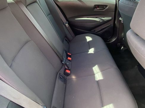 Certified 2025 Toyota Corolla LE image 18