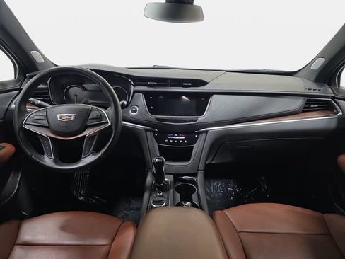 Certified 2024 Cadillac XT5 Premium Luxury AWD/4WD image 9
