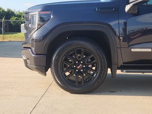 Used 2023 GMC Sierra 1500 Elevation RWD image 8