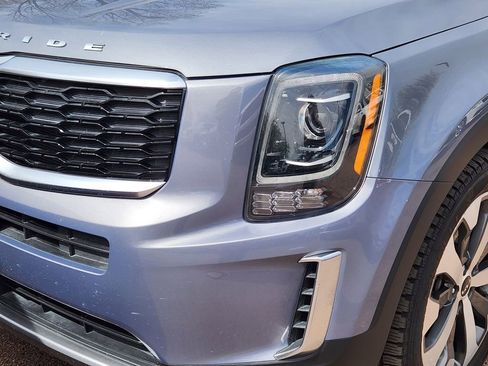 Used 2022 Kia Telluride S image 3