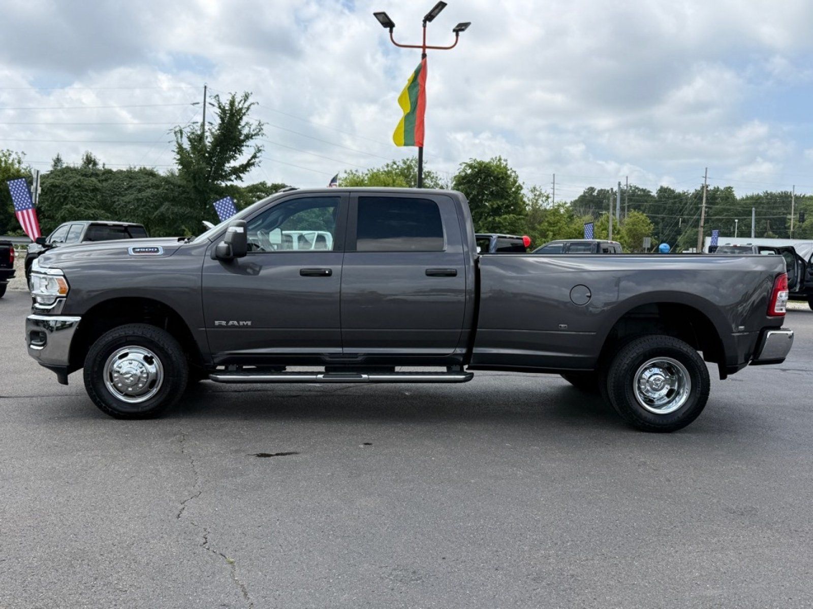 Used 2024 RAM 3500 Big Horn AWD/4WD image 5