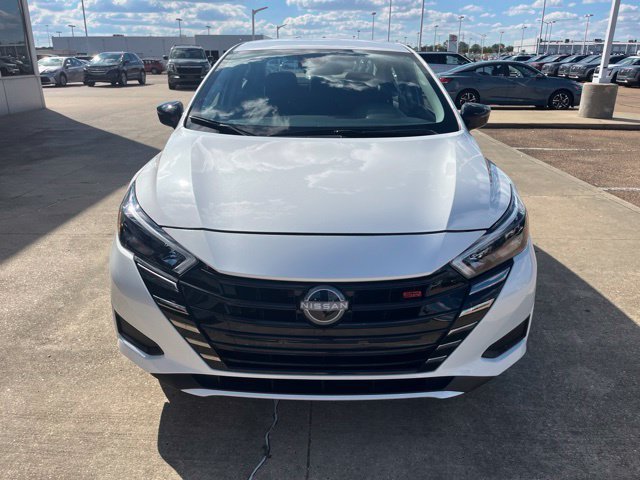 Certified 2025 Nissan Versa SR w/ Trunk Package FWD image 6