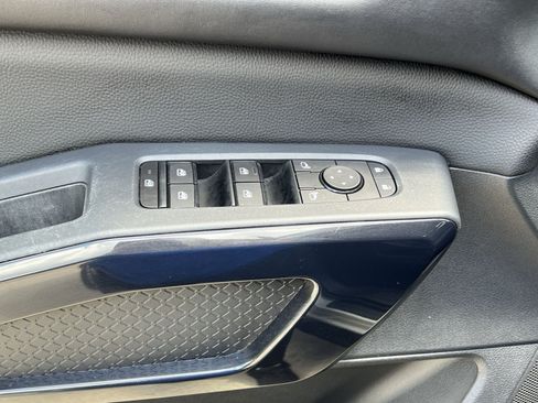 Used 2024 Nissan Pathfinder S AWD/4WD image 20