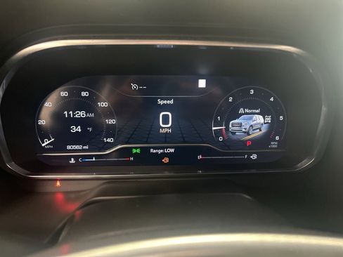 Used 2023 GMC Yukon XL SLT w/ SLT Luxury Package image 20