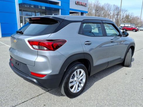 Used 2023 Chevrolet TrailBlazer LS image 4