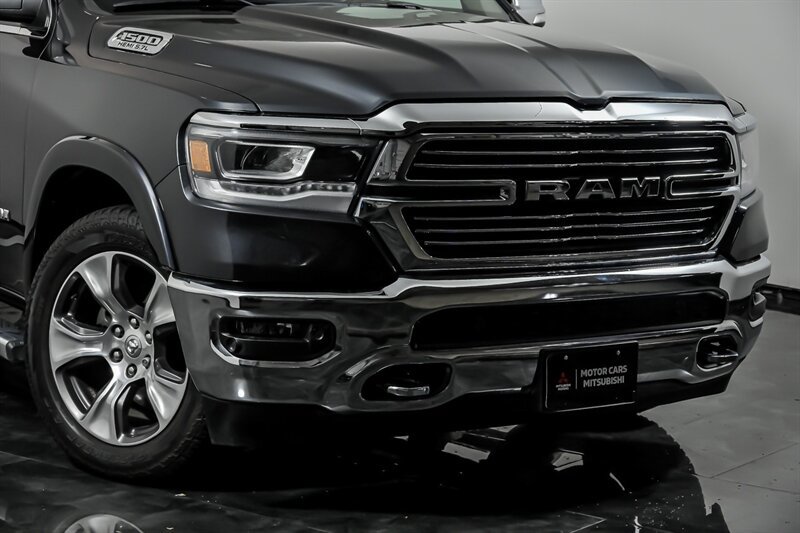 Used 2019 RAM 1500 Laramie AWD/4WD image 2