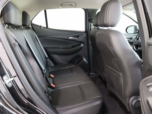 Used 2024 Buick Encore GX Sport Touring image 17