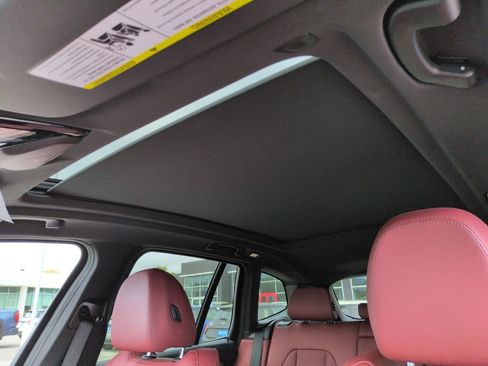 Used 2024 BMW X3 xDrive30i w/ Premium Package w/ZPA image 26