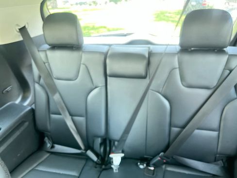 Used 2025 Kia Telluride S FWD image 26