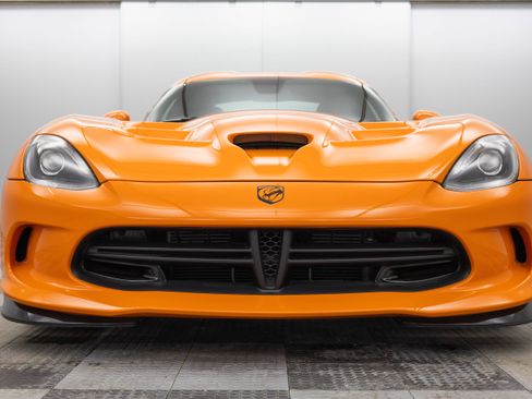 Used 2014 SRT Viper SRT-10 image 26