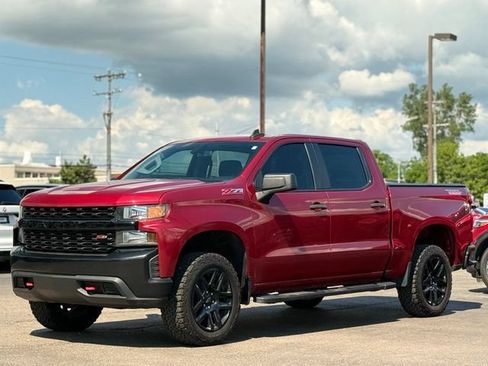 Used 2021 Chevrolet Silverado 1500 Custom Trail Boss w/ LPO, Dark Essentials Package AWD/4WD image 25