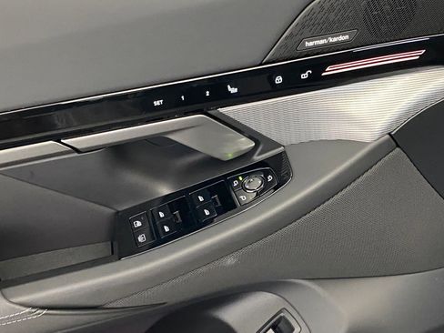 New 2026 BMW 530i xDrive w/ M Sport Package image 23