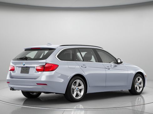 Used 2015 BMW 328i xDrive Sedan AWD/4WD image 3