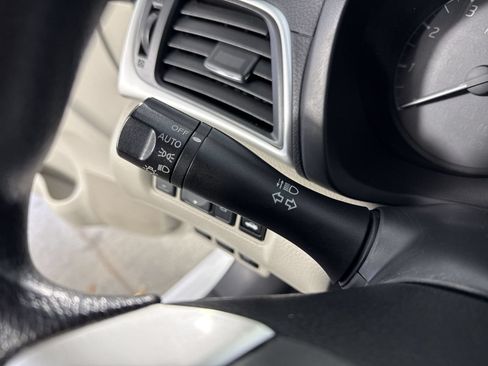 Used 2016 Nissan Sentra S FWD image 14