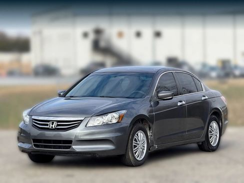 Used 2011 Honda Accord LX image 6