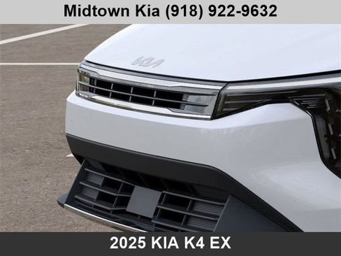 New 2025 Kia K4 EX image 12