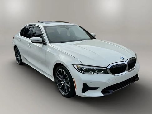 Used 2020 BMW 330i Sedan w/ Premium Package RWD image 3