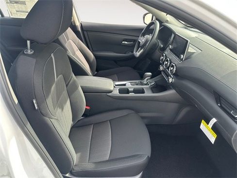 New 2025 Nissan Sentra SV image 15
