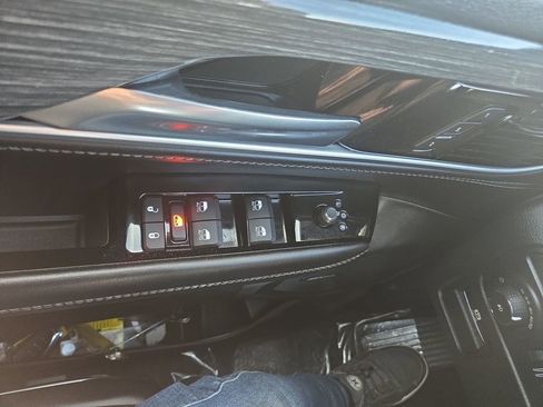 Used 2022 Jeep Wagoneer Series II w/ Premium Group I image 20