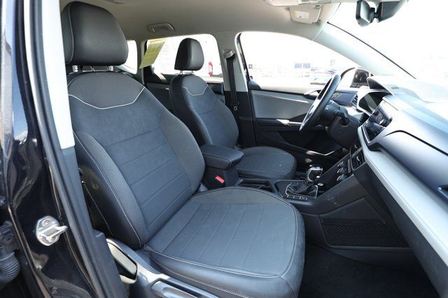 Used 2024 Volkswagen Taos SE FWD image 26
